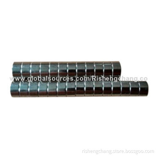 Sintering NdFeB magnets with strong magnetism size is 6*3mm, covered with nickel